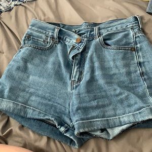 American Eagle mom shorts